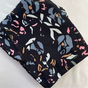 Sweaty Betty Power 9” Biker Shorts Small